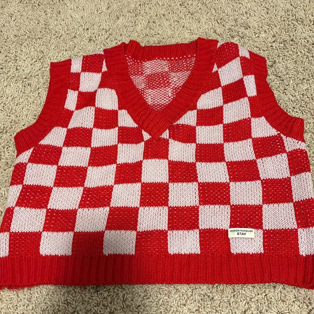 Checkered print sweater vest